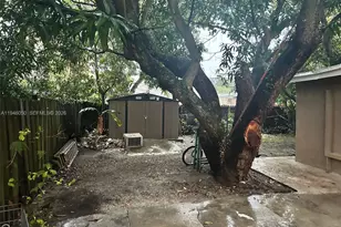 261 NW 49th St, Miami, FL 33127 - Photo 52