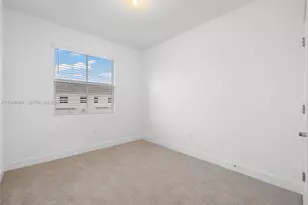 131 SW 171st Ln, Pembroke Pines, FL 33027 - Photo 38