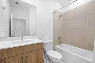 131 SW 171st Ln, Pembroke Pines, FL 33027 - Photo 30