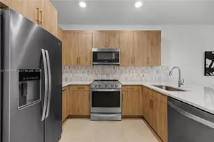 131 SW 171st Ln, Pembroke Pines, FL 33027 - Photo 8