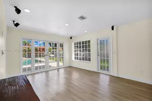 5781 SW 25th St, Miami, FL 33155 - Photo 12