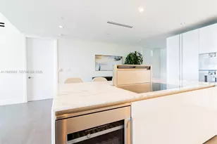 10203 Collins Ave, Bal Harbour, FL 33154 - Photo 28