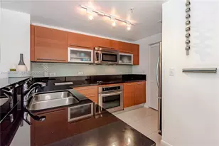 253 NE 2nd St, Miami, FL 33132 - Photo 8