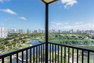20379 W Country Club Dr, Aventura, FL 33180 - Photo 6