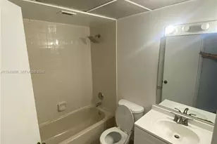 8290 Lake Dr, Doral, FL 33166 - Photo 8