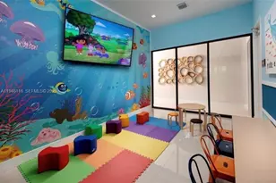 3326 W 112th St, Hialeah, FL 33018 - Photo 20