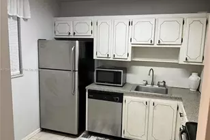 101 Berkley Rd, Hollywood, FL 33024 - Photo 2