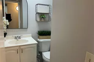 101 Berkley Rd, Hollywood, FL 33024 - Photo 12