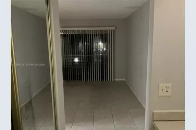 101 Berkley Rd #205, Hollywood, FL 33024 - Photo 10