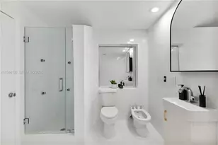 770 NE 69th St, Miami, FL 33138 - Photo 18