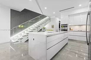 325 SW 16th St, Fort Lauderdale, FL 33315 - Photo 10