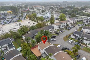 10915 SW 71st St, Miami, FL 33173 - Photo 6