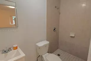 2099 NW 26th Ave, Fort Lauderdale, FL 33311 - Photo 18