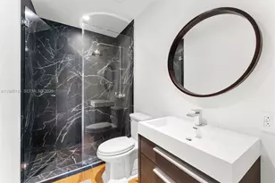 1277 N Venetian Way, Miami, FL 33139 - Photo 8
