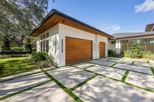 7725 SW 114th St, Pinecrest, FL 33156 - Photo 14