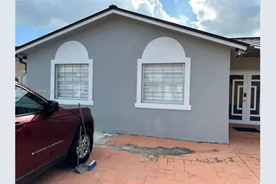 14562 SW 172nd Ln, Miami, FL 33177 - Photo 2