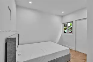 21 NE 48th St, Miami, FL 33137 - Photo 18