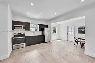 21 NE 48th St, Miami, FL 33137 - Photo 4