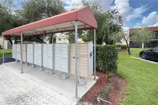 16461 Blatt Blvd, Weston, FL 33326 - Photo 6