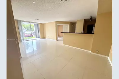777 SW 111th Way #101, Pembroke Pines, FL 33025 - Photo 8