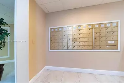 3800 N Hills Dr #406, Hollywood, FL 33021 - Photo 16