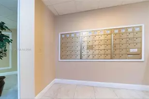 3800 N Hills Dr, Hollywood, FL 33021 - Photo 16