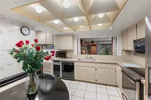 8115 SW 92nd Ct, Miami, FL 33173 - Photo 22