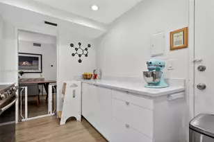 9381 E Bay Harbor Dr, Bay Harbor Islands, FL 33154 - Photo 8