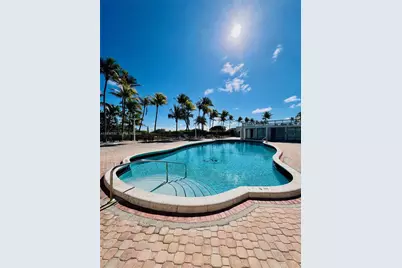2655 Collins Ave #406, Miami Beach, FL 33140 - Photo 26