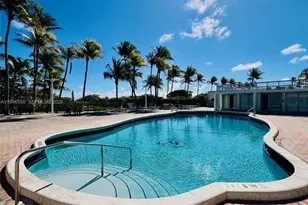 2655 Collins Ave, Miami Beach, FL 33140 - Photo 26