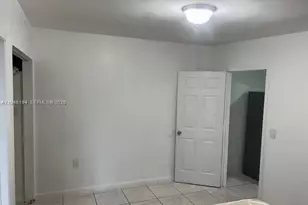 3361 NW 16th St, Miami, FL 33125 - Photo 12