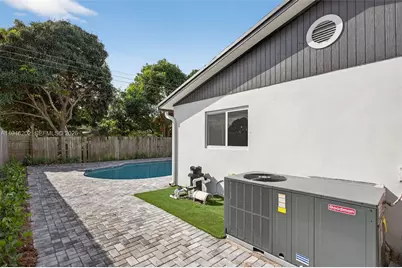 6720 NW 6th Ct, Margate, FL 33063 - Photo 4