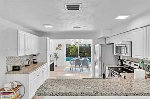 4633 SW 28th Ave, Dania Beach, FL 33312 - Photo 16