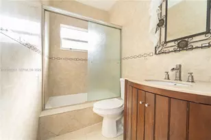 919 SW 25th Ave, Miami, FL 33135 - Photo 16