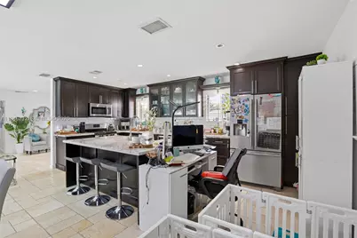 4335 SW 98th Ct, Miami, FL 33165 - Photo 16