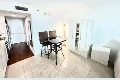 50 Biscayne Blvd #705, Miami, FL 33132 - Photo 14