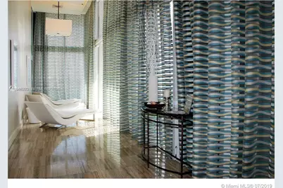 50 Biscayne Blvd #705, Miami, FL 33132 - Photo 24