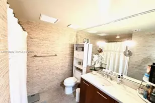 50 Biscayne Blvd, Miami, FL 33132 - Photo 10
