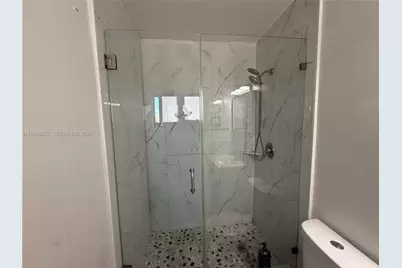 1241 NW 196th St, Miami Gardens, FL 33169 - Photo 12