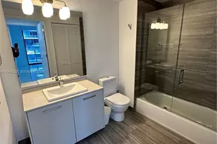 1010 Brickell Ave, Miami, FL 33131 - Photo 20