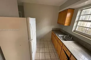 8201 NW 5th Ct, Miami, FL 33150 - Photo 4