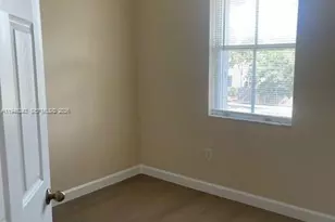 230 SE 29th Ave, Homestead, FL 33033 - Photo 8