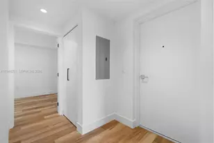 650 SW 1st St, Miami, FL 33130 - Photo 6