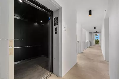650 SW 1st St #306, Miami, FL 33130 - Photo 16
