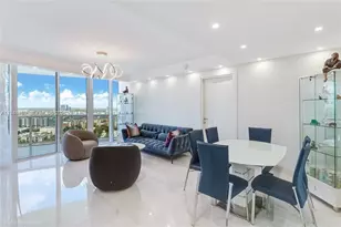 17201 Collins Ave, Sunny Isles Beach, FL 33160 - Photo 6