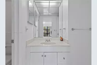 77 Crandon Blvd #3C, Key Biscayne, FL 33149 - Photo 26