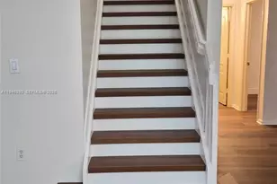 7856 NW 194th St, Hialeah, FL 33015 - Photo 6