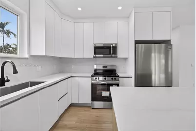 506 NW 7th St, Homestead, FL 33030 - Photo 10