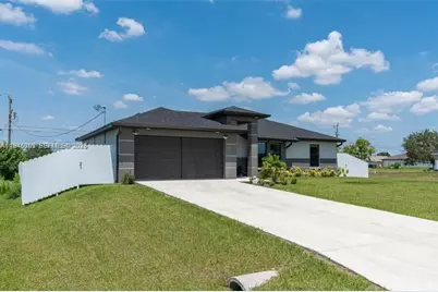 1302 NE 2nd Place, Cape Coral, FL 33909 - Photo 2