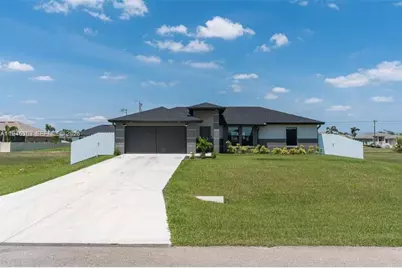 1302 NE 2nd Place, Cape Coral, FL 33909 - Photo 1